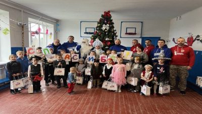 «Молодая Гвардия Единой России» и «Волонтёрская Рота» поздравили с новогодними праздниками более 5 тысяч детей из новых регионов