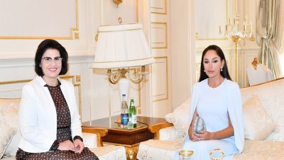 Azerbaycan ve Arnavutluk’un First Lady’leri görüştü