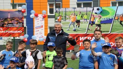 «Единая Россия» организовала в Магадане фестиваль детского футбола