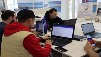 Alexander Sidyakin: Birleşik Rusya Anayasası bilgisi yarışmasına 3 milyondan fazla kişi katıldı