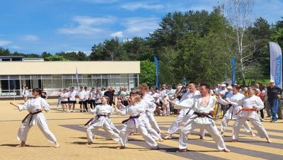 Ryazan bölgesinde Birleşik Rusya partisinin “Güçlü Aile” projesi kapsamında “KENDİNİZ İÇİN SPOR” eylemi düzenlendi