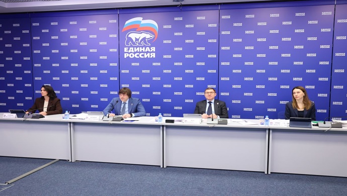 Владимир Якушев: По проекту «Единой России» и Минпросвещения в 2025 году отремонтируют почти 1,5 тысячи объектов образования